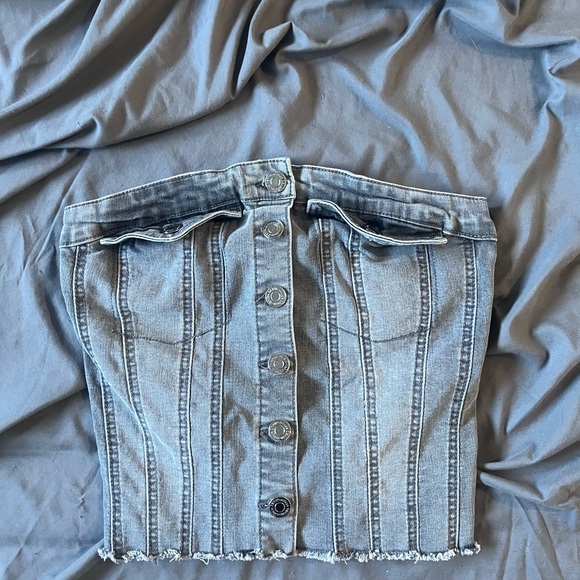 Assorted crop tops - Picture 2 of 5